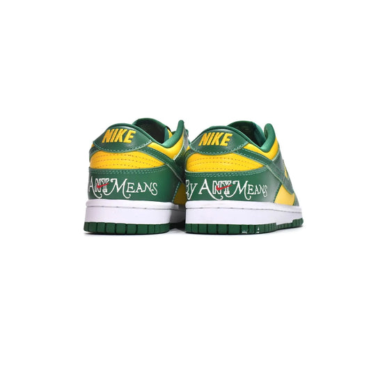 Supreme x Nike SB Dunk 'Low Brazil'