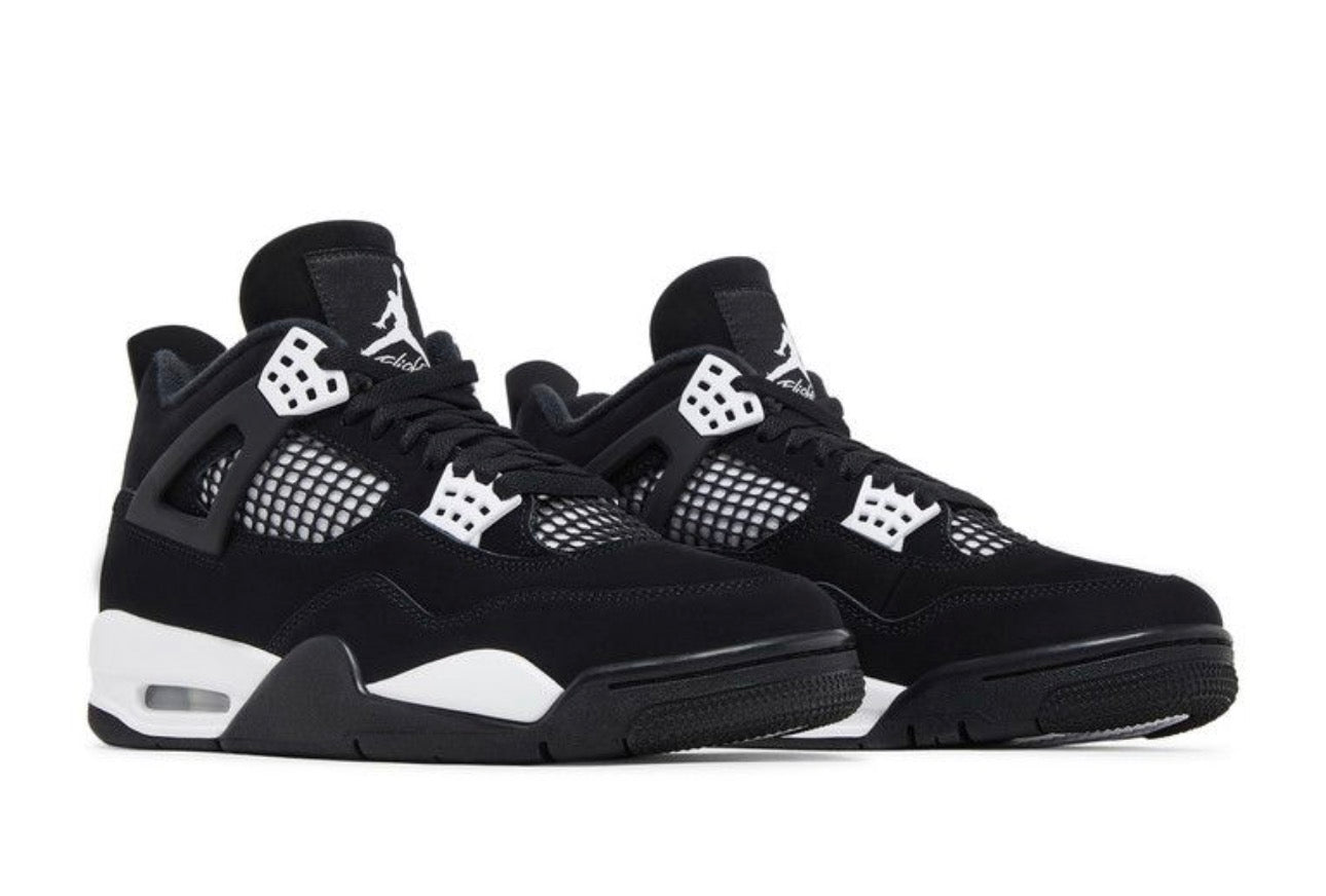 Air Jordan 4 Retro ‘White Thunder’