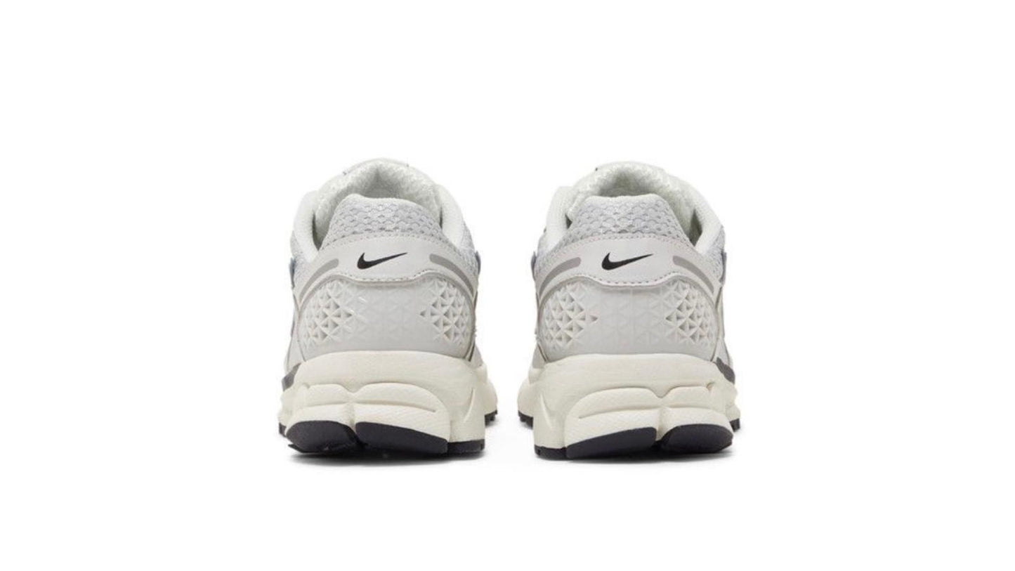 Nike Women’s Air Zoom Vomero 5 ‘Photon Dust Metallic Silver’