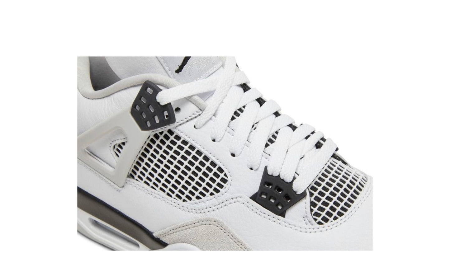 Air Jordan 4 Retro ‘Military Black’