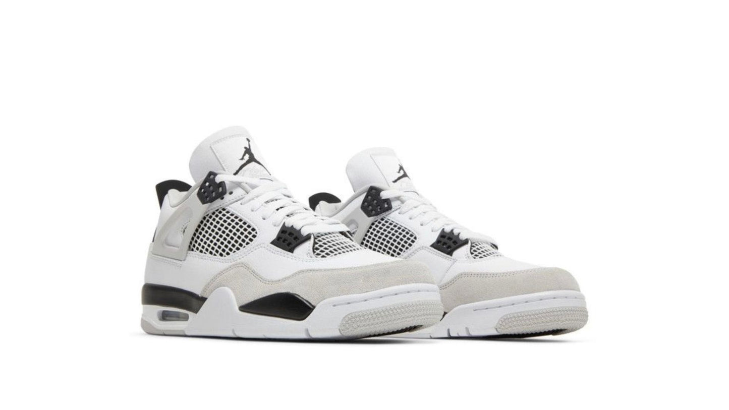 Air Jordan 4 Retro ‘Military Black’
