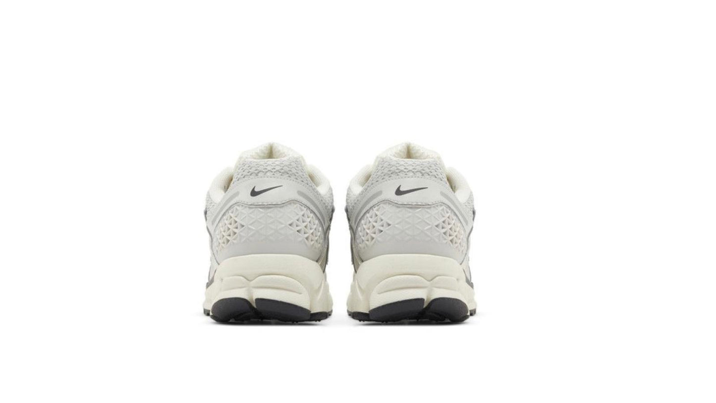 Nike Air Zoom Vomero 5 'Chrome'