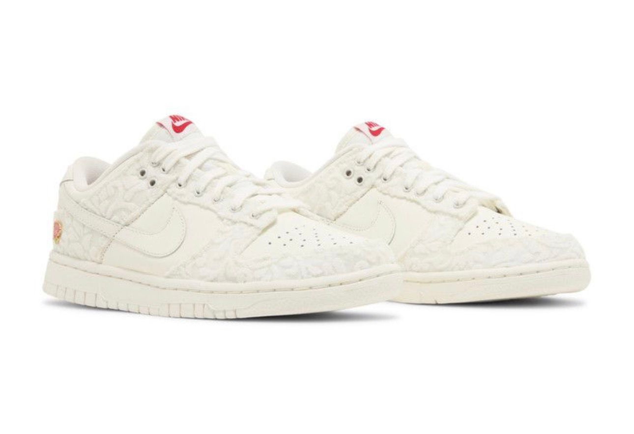 Nike Wmns Dunk Low 'Give Her Flowers'
