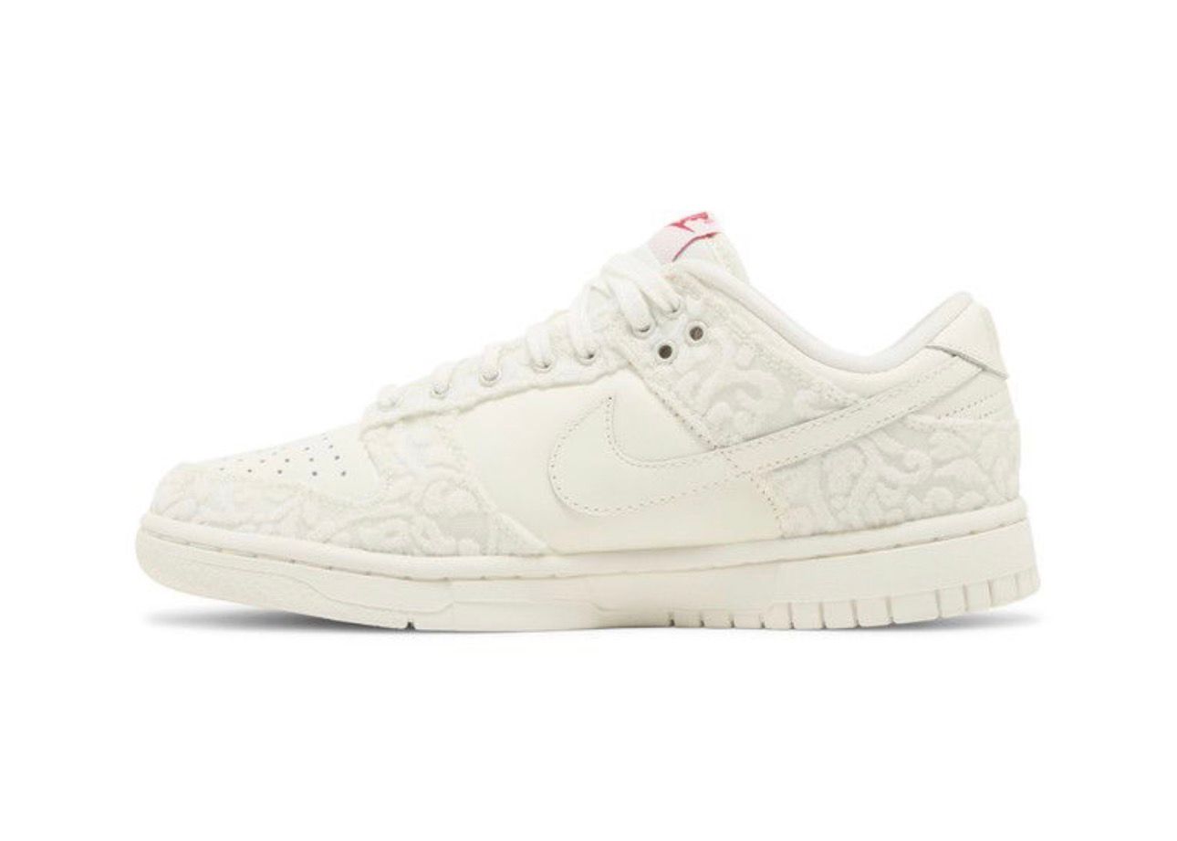 Nike Wmns Dunk Low 'Give Her Flowers'