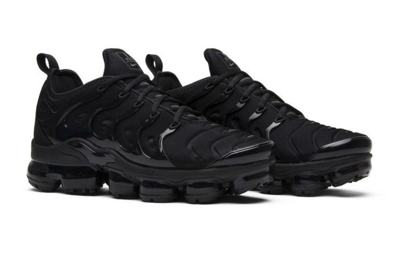 Nike Air VaporMax Plus 'Triple Black'
