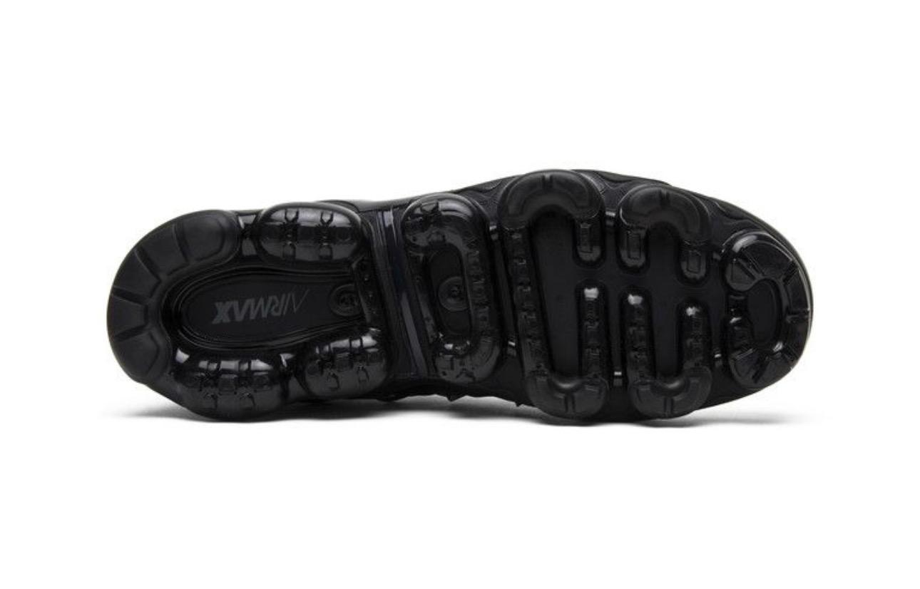 Nike Air VaporMax Plus 'Triple Black'