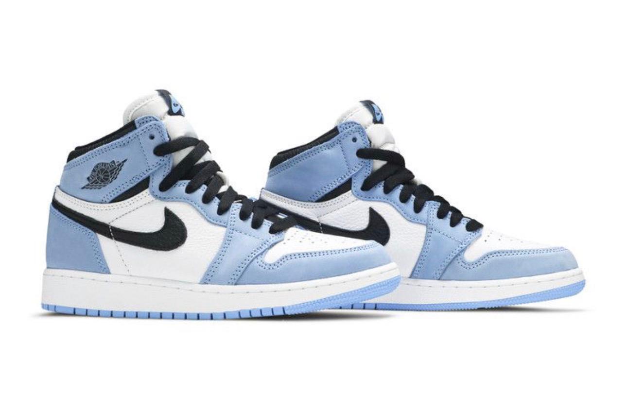 Air Jordan 1 Retro High White University Blue