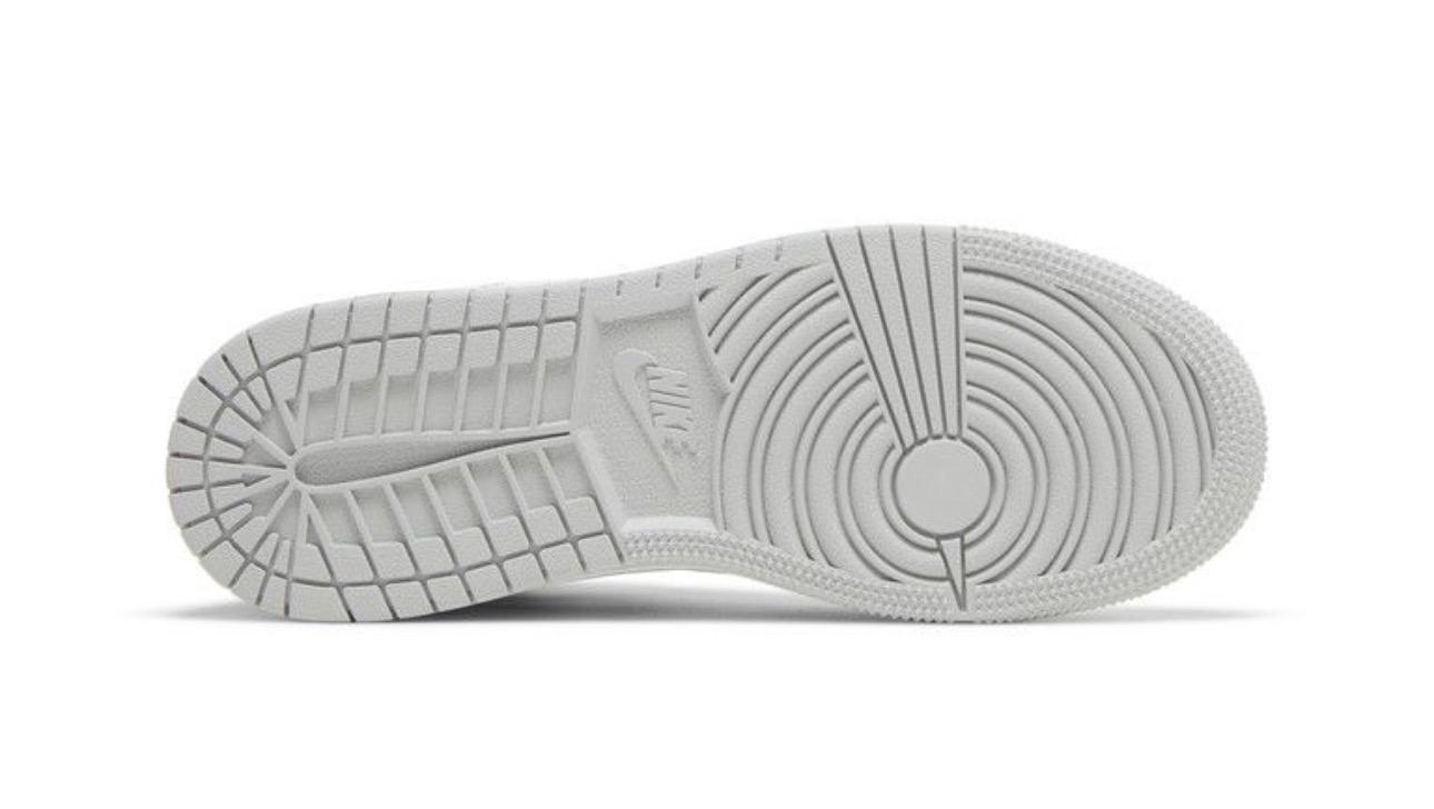 Air Jordan 1 High OG 'Stage Haze'