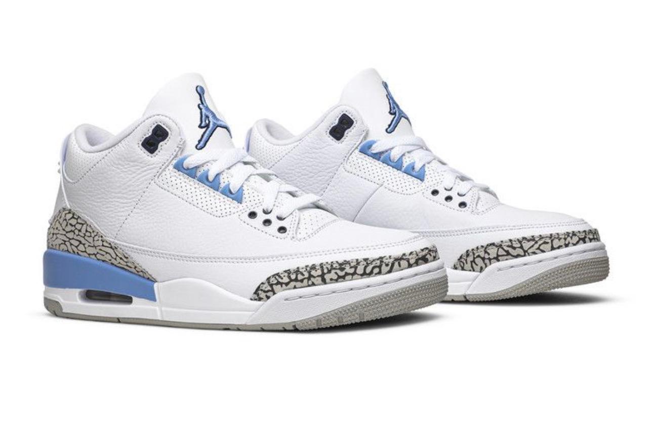 Air Jordan 3 Retro 'UNC'