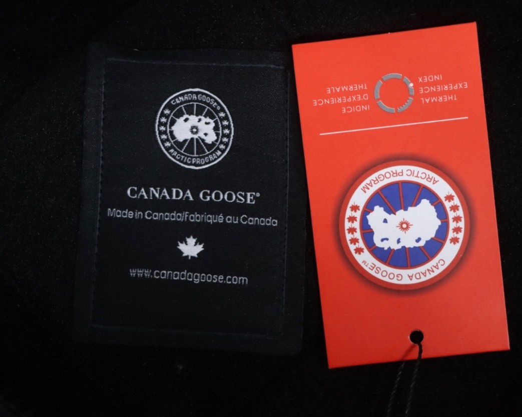 Canada Goose Chilliwack Tweed Fleece Aviator Jacket Black