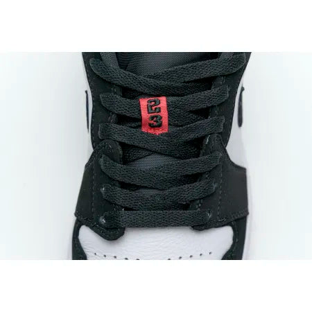 Air Jordan 1 Low Black Toe