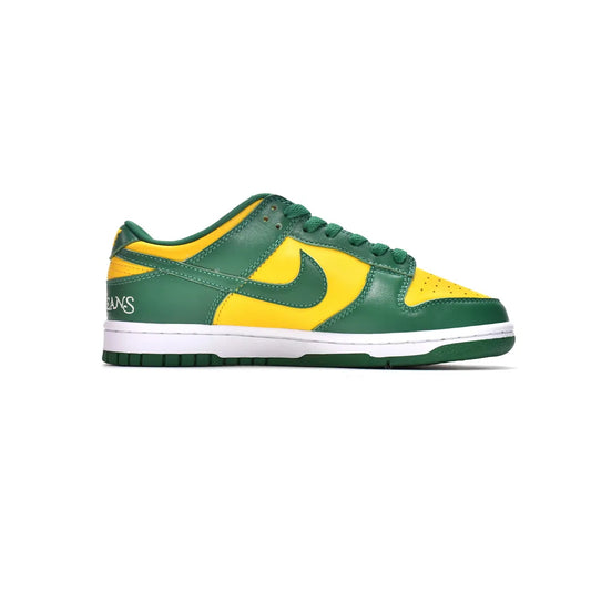 Supreme x Nike SB Dunk 'Low Brazil'